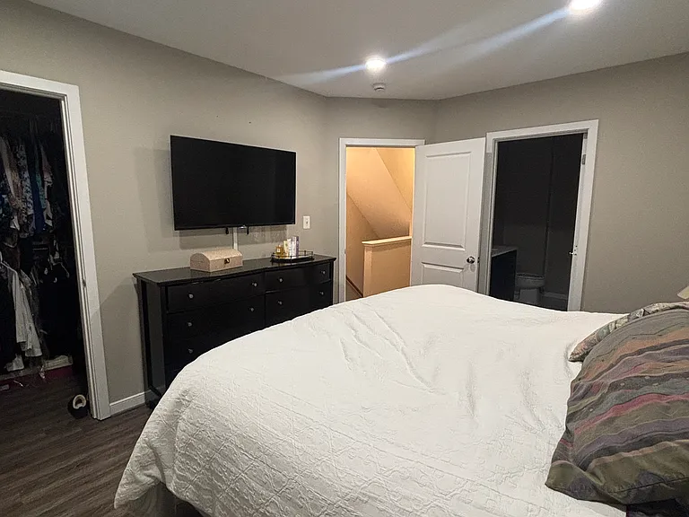 2302 Cobble Hill Ter — Photo 18
