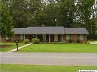 74 Pinecrest Dr, Trinity, AL 35673