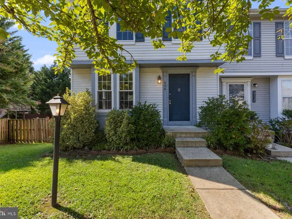806 Lilac Ct, Odenton, MD 21113