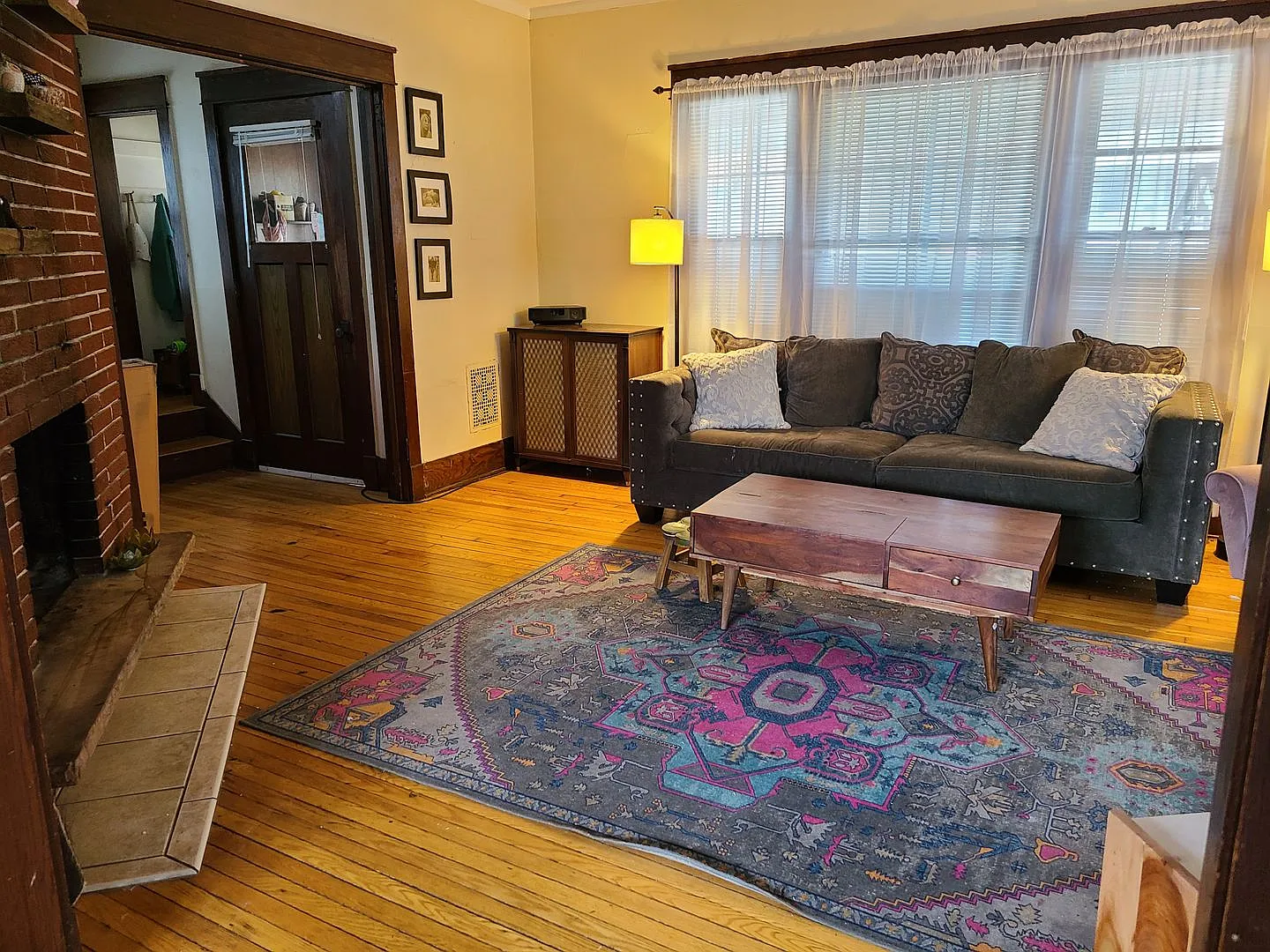 Large Four-Bedroom Near Camp Randall Stadium and Edgewood — Photo 4