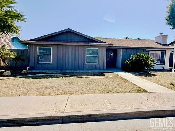 2nd image of 319 Pine Dr
