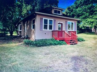 460 3rd St SW, Cokato, MN 55321