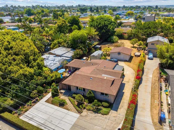 1565 Chestnut Ave, Carlsbad, CA 92008