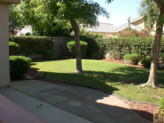 3rd image of 78672 Postbridge Cir