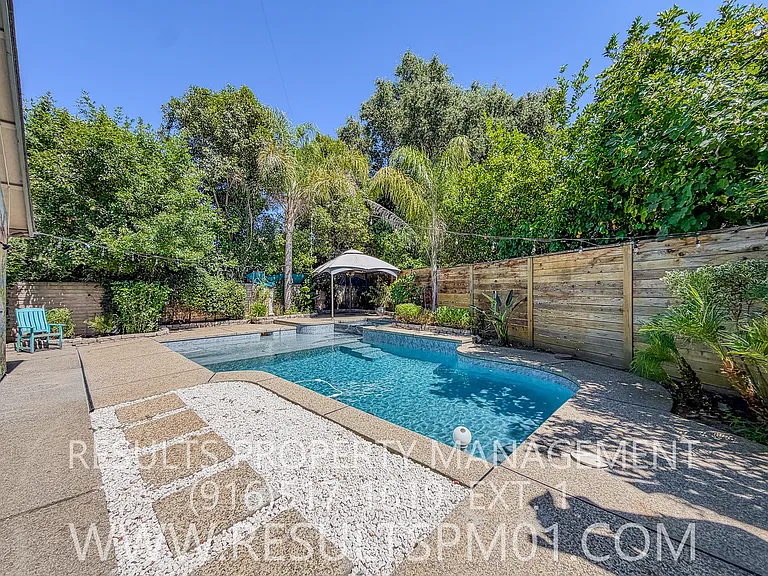 9524 Kellingworth Ct — Photo 34