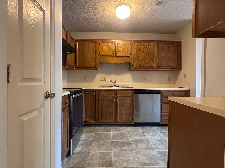 15C Meadowood Glen Way — Photo 7