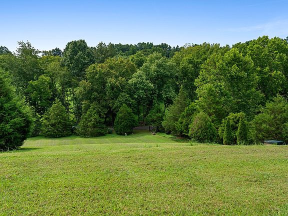 4th image of 5812 Buckner Loop Rd