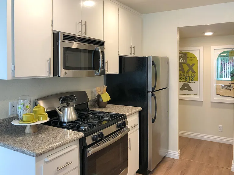 Greendale Apartments — Photo 21