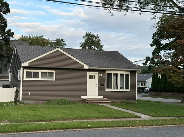 1335 Lincoln Ave, Pompton Lakes, NJ 07442