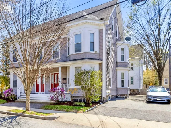 169 Chestnut St Unit 2, Waltham, MA 02453