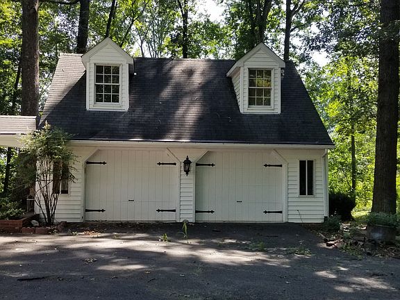 3rd image of 10238 Copper Fox Ln