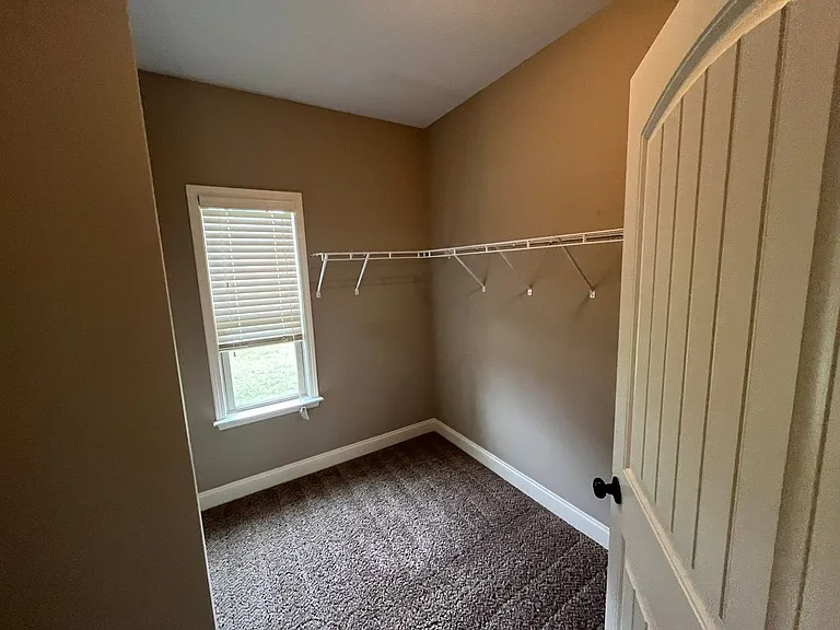 6841 Wren Creek Dr — Photo 4