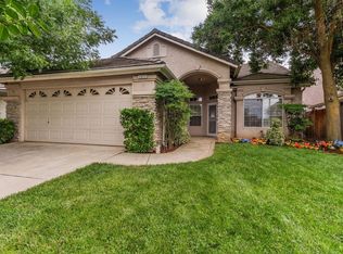 2413 E Rush Ave, Fresno, CA