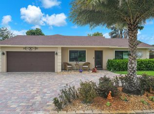 19379 Delaware Cir, Boca Raton, FL 33434