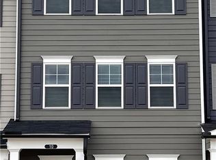 31 Cobalt Ln, Newnan, GA