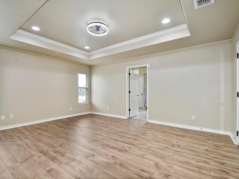 158 Pullman Rd — Photo 13