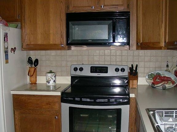 3rd image of 231 Rumford Ct