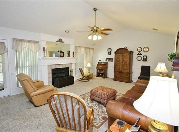 4th image of 509 Tealridge Ln