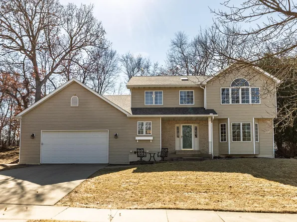 2244 Folwell Dr SW, Rochester, MN 55902