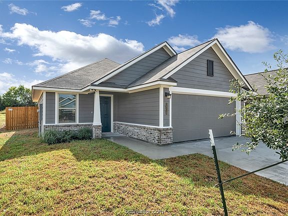 2nd image of 1112 Highgarden Dr