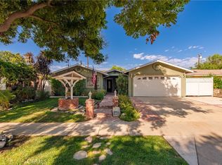 2049 Lupin St, Simi Valley, CA 93065