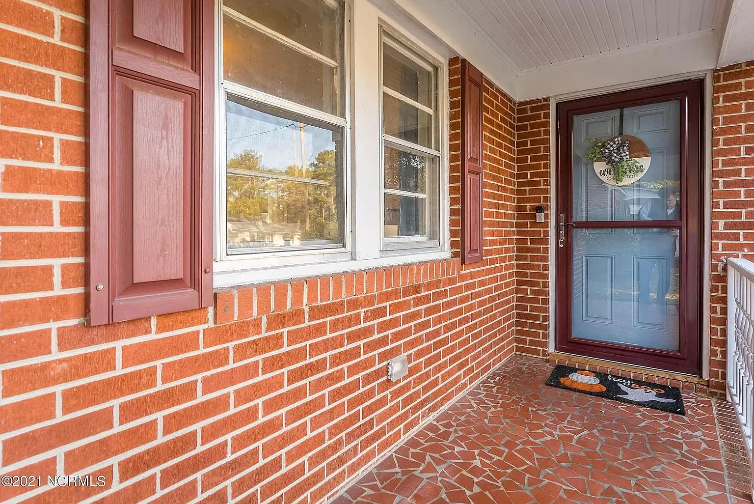 3 bed, 1388 sqft, $1,550 — Photo 4
