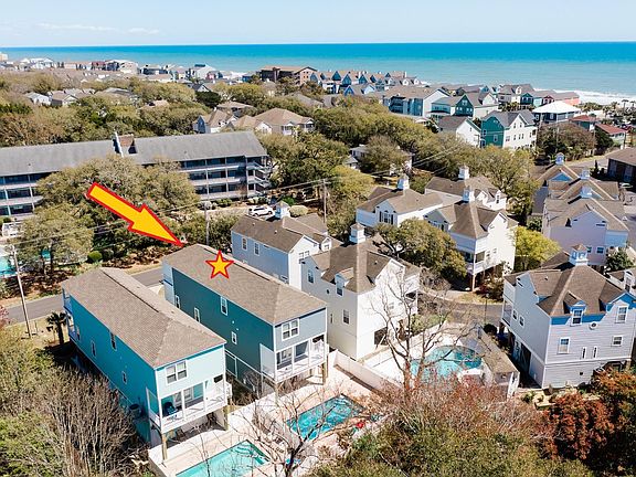 3rd image of 407 5th Ave. N #aka: 'Coastal Haven'