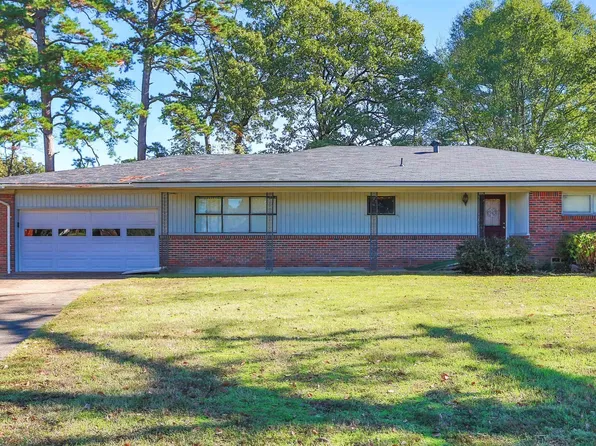 413 Lynoak St, Marshall, TX 75672