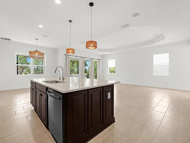 13744 Old Creek Ct — Photo 10
