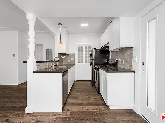 5th image of 411 W Franklin Ave APT 1