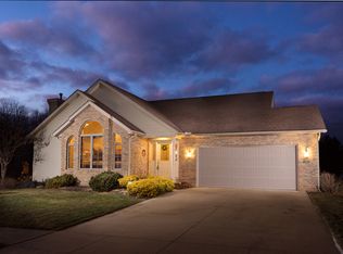 38 Woodlake Trl, Mount Vernon, OH 43050