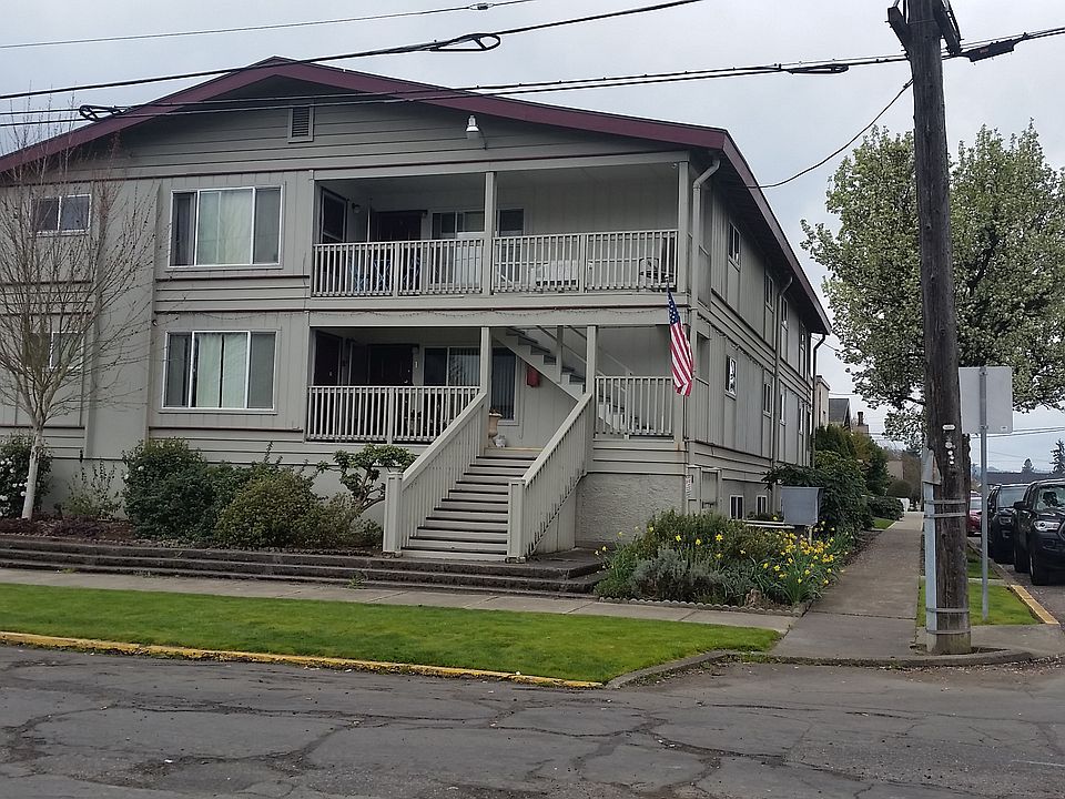 Town & Country Apartments