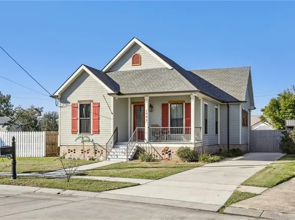 1942 Rose St, Arabi, LA 70032