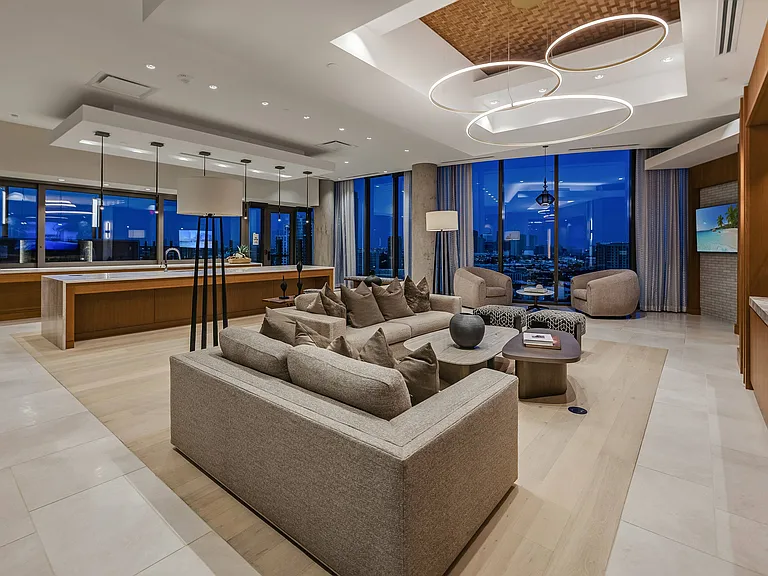 Entertaining and social lounge