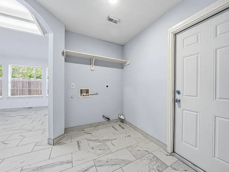 15007 Changing Oak Ridge Ct — Photo 25