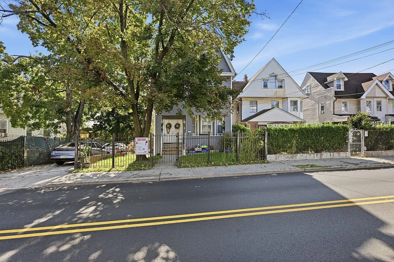 3 bed, 1.0 bath, $2,700 — Photo 4