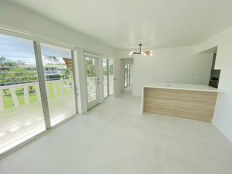 2755 NE 28th Ave #C1 — Photo 6