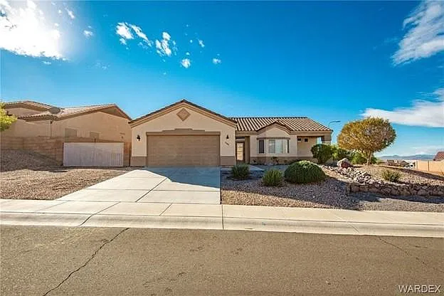 2 bed, 1301 sqft, $1,850 — Photo 1