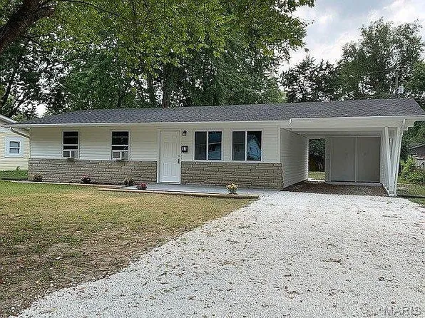 17 Drexel Dr, Cahokia, IL 62206