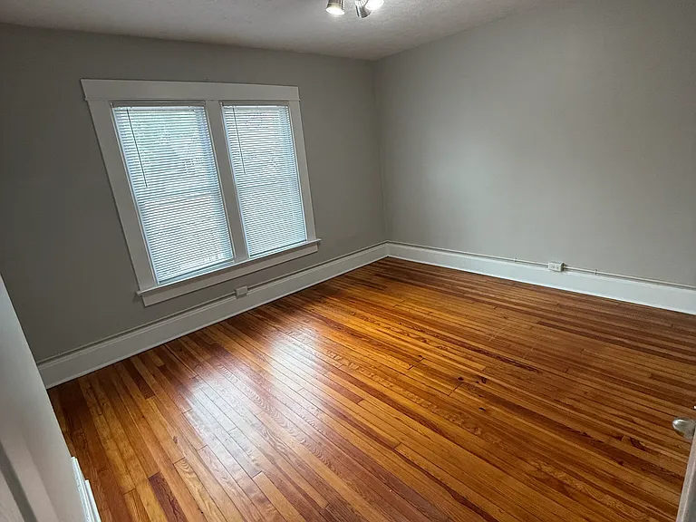 327 Clinton St #327 — Photo 13