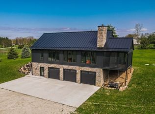 N1988 Hafs Rd, Genoa City, WI 53128