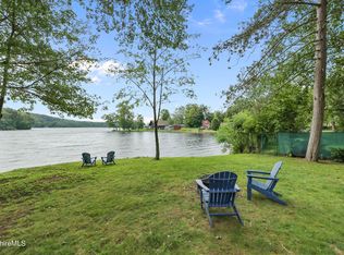 192 Willow Cove Rd, Cheshire, MA 01225