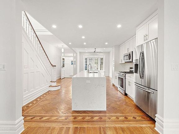 Kitchen to dining - Duplex