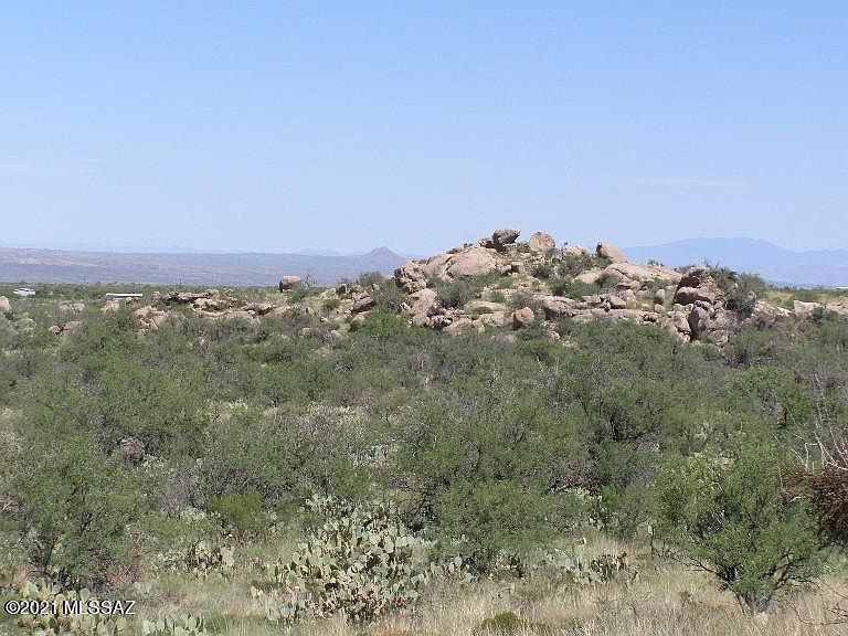 2nd image of Linda Vista Rd