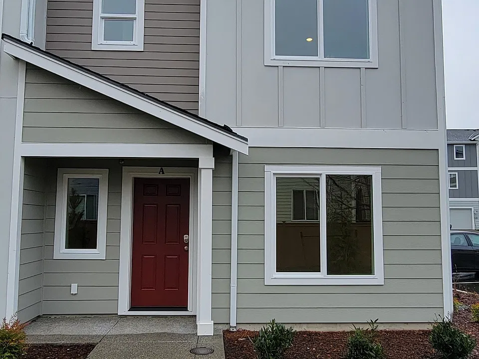 8800 Corona Ct NE #506