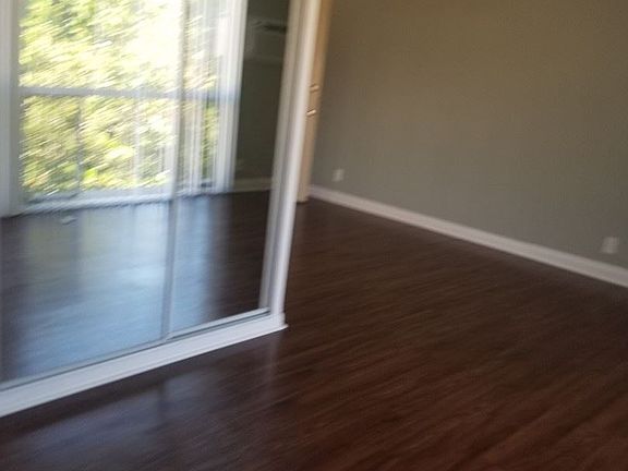 4th image of 4174 3rd Ave APT 12