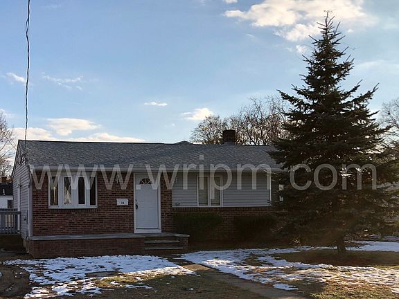 2nd image of 36 Tarawa Dr