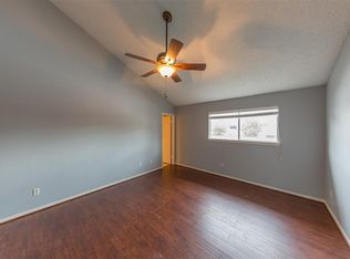 7997 Kendalia Dr, Houston, TX 77036