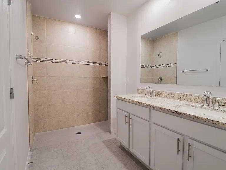 2061 SE Mantua St — Photo 12