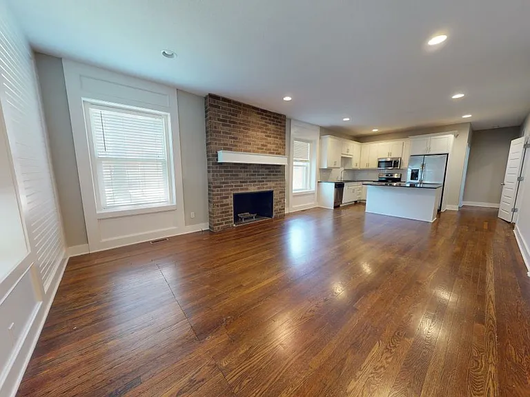 3726 Washington | Charming Updated Apartment — Photo 49